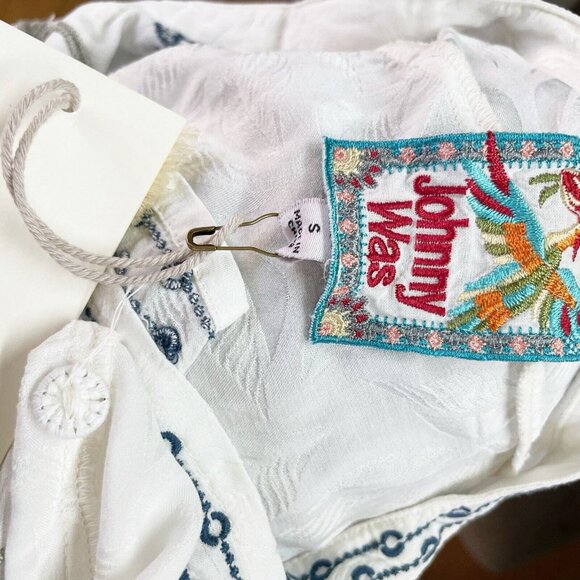 NEW Johnny Was Embroidered Floral Blouse Women's Size S Rayon Boho Peasant Top - Picture 10 of 10